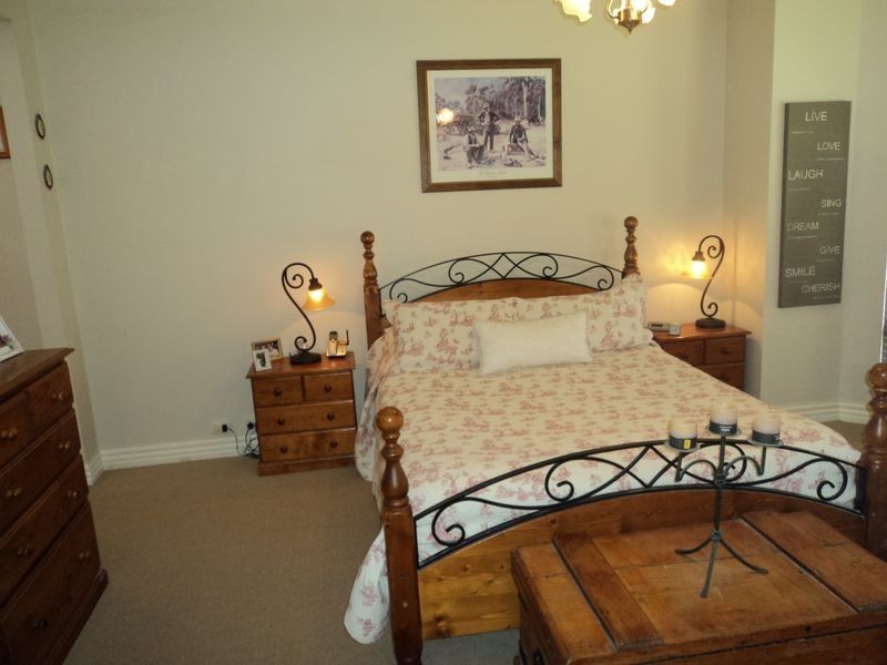 10 Hopkins way, Wallan VIC 3756