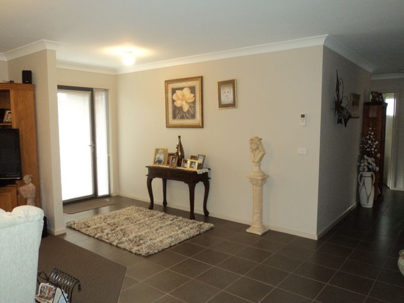 5 Parkland Place, Broadford VIC 3658