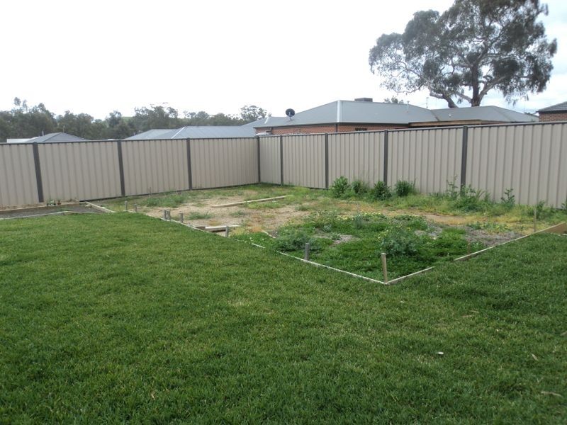 5 Parkland Place, Broadford VIC 3658