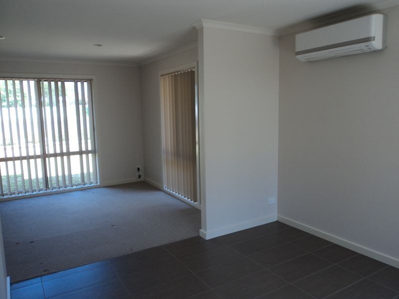 1/3-5 Murchison Street, Broadford VIC 3658