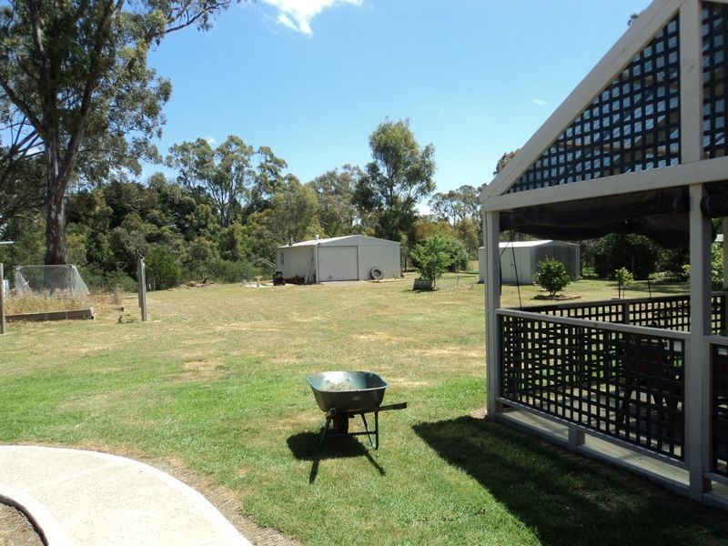 50 Casey Crescent, Broadford VIC 3658