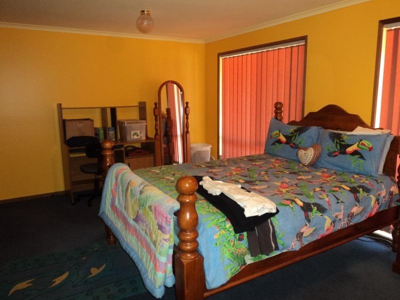 50 Casey Crescent, Broadford VIC 3658