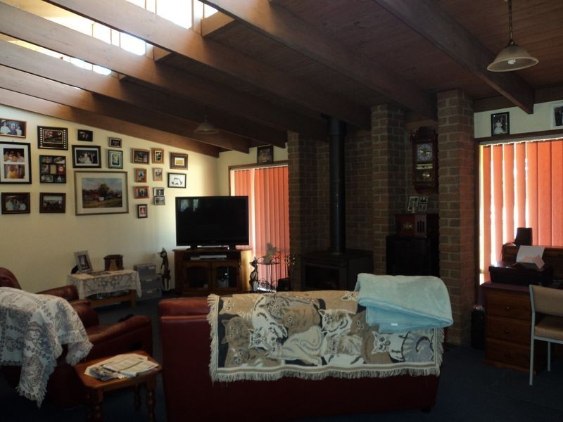 50 Casey Crescent, Broadford VIC 3658