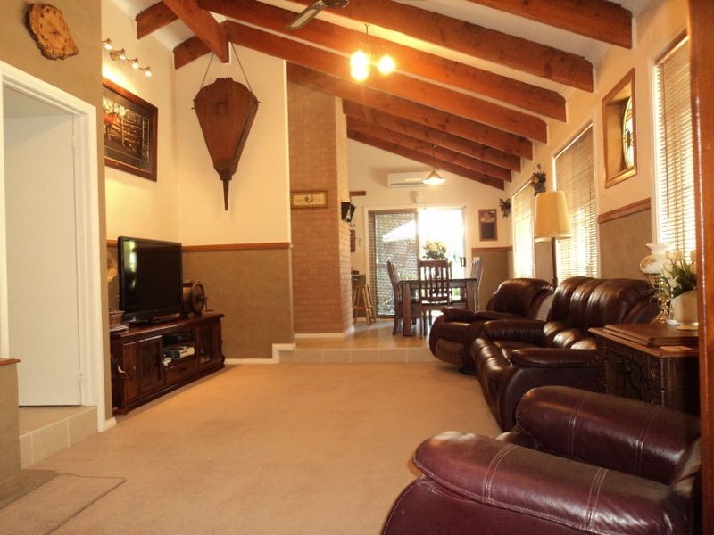 1 Donaldson Drive, Broadford VIC 3658