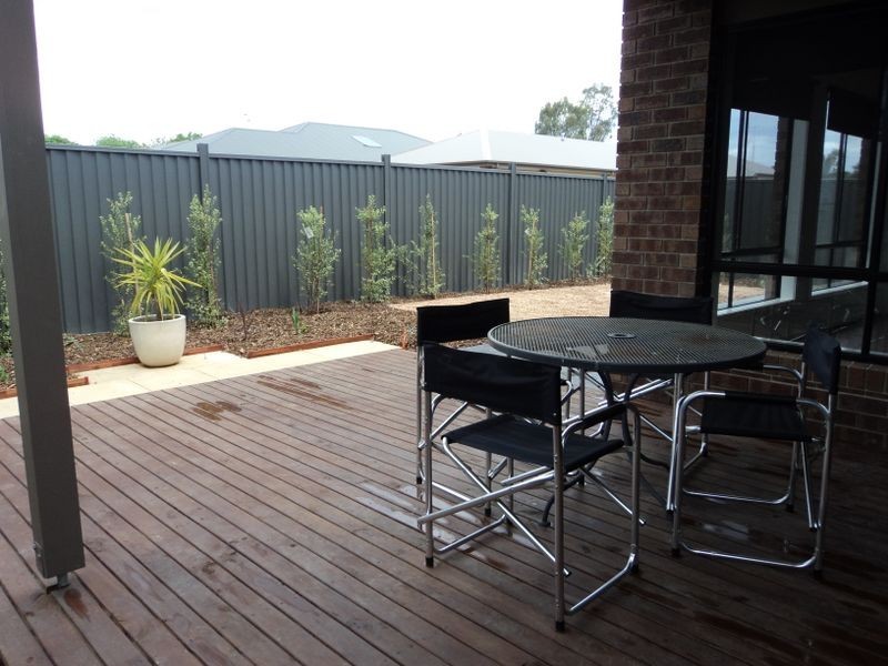 26 The Parade, Broadford VIC 3658