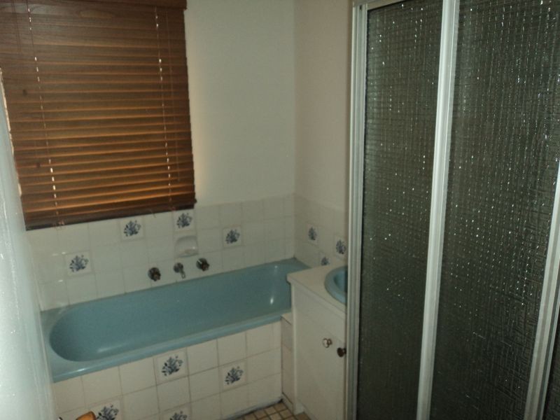 10 Linton Street, Clonbinane VIC 3658