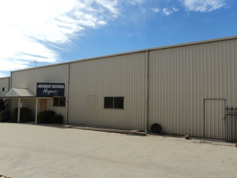 2/90 Clarke Street, Kilmore VIC 3764