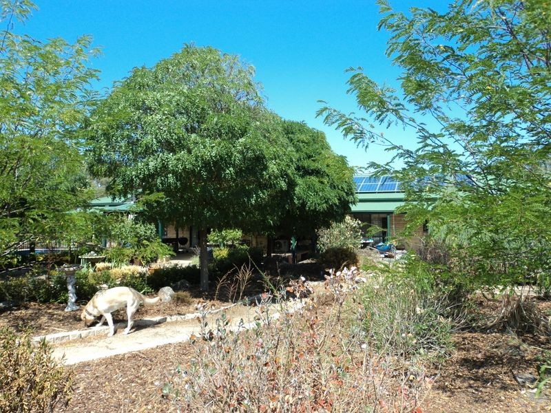 35 Casey Cres, Broadford VIC 3658