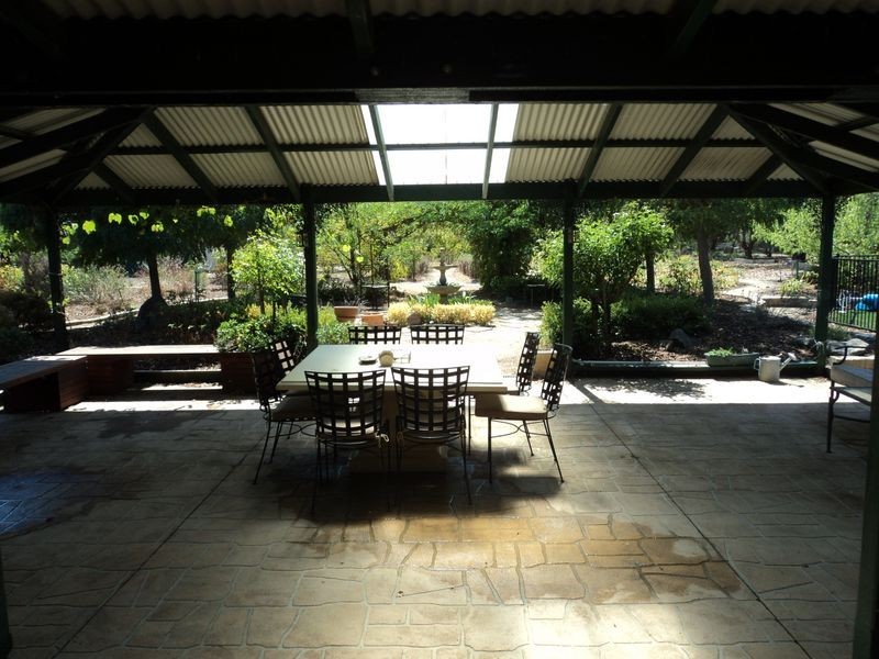 35 Casey Cres, Broadford VIC 3658