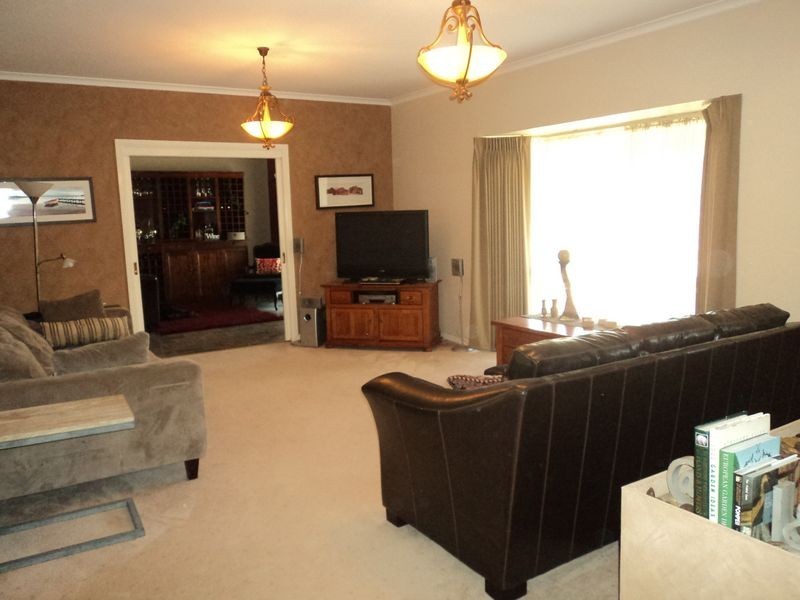 35 Casey Cres, Broadford VIC 3658