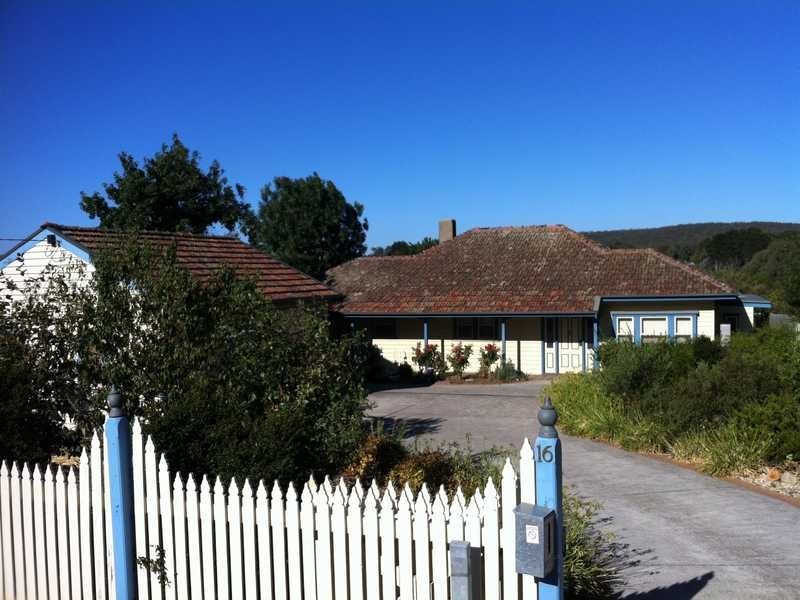 16 Hamilton Street, Kilmore VIC 3764