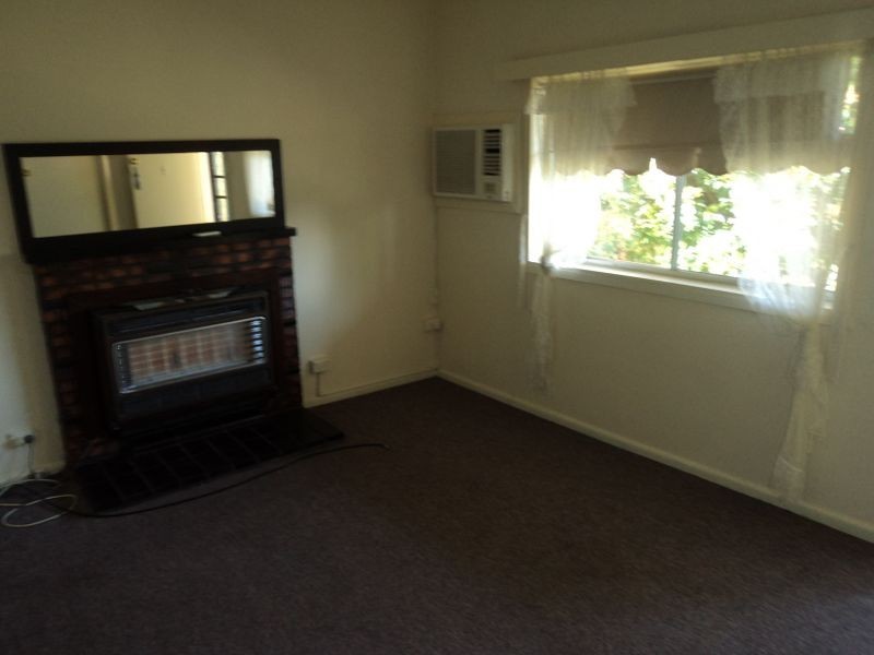 9 McKenzie Street, Broadford VIC 3658