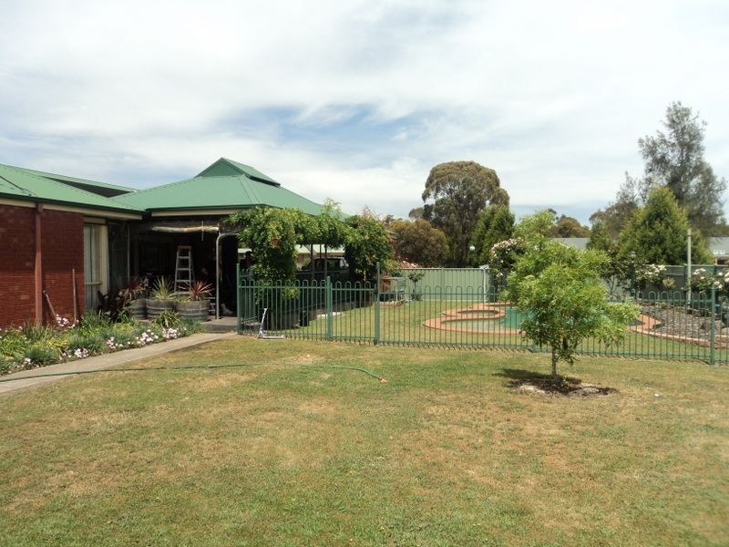 9 Kearns Close, Broadford VIC 3658