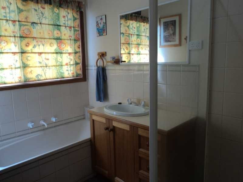 34 Donaldson Drive, Broadford VIC 3658