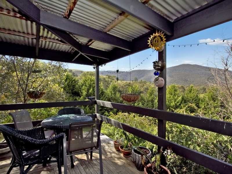 490 Davis Road, Broadford VIC 3658