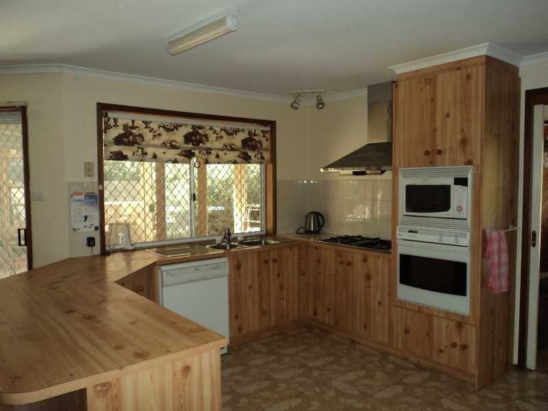 1 Mylson Avenue, Broadford VIC 3658