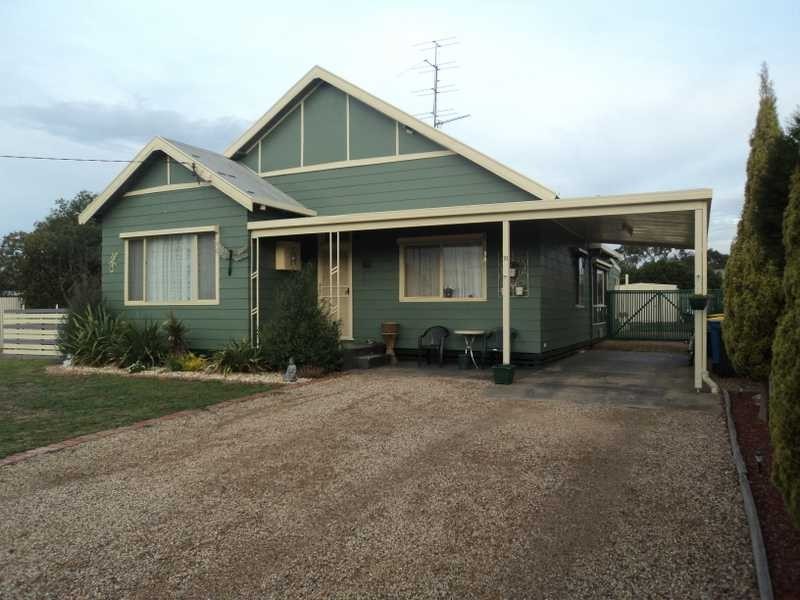 18 Hawdon Street, Broadford VIC 3658