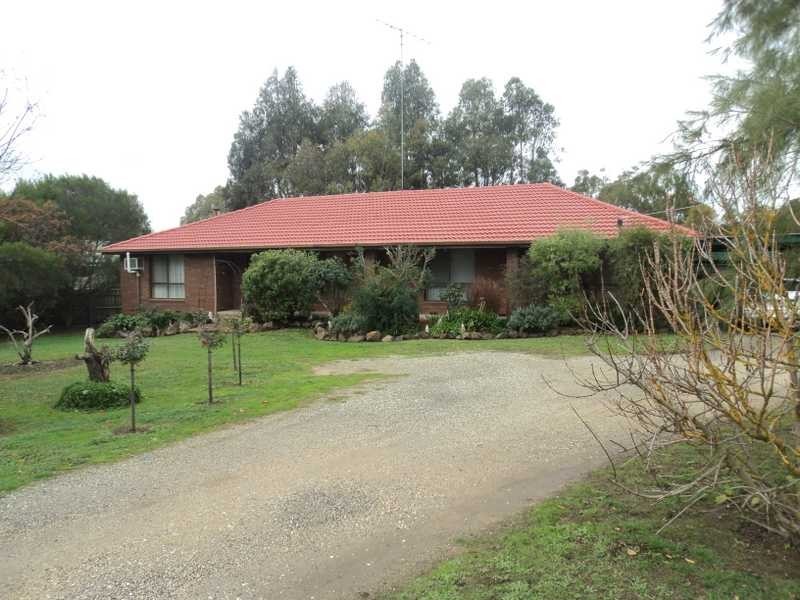 2 Brucewater Court, Broadford VIC 3658