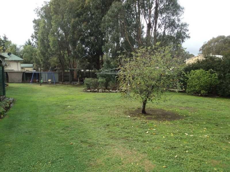 2 Brucewater Court, Broadford VIC 3658