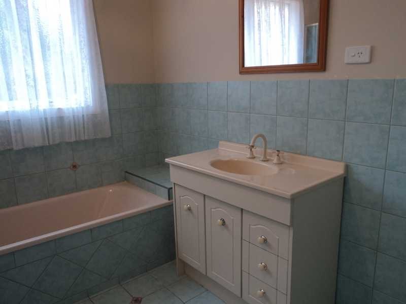 4 Marin Court, Broadford VIC 3658