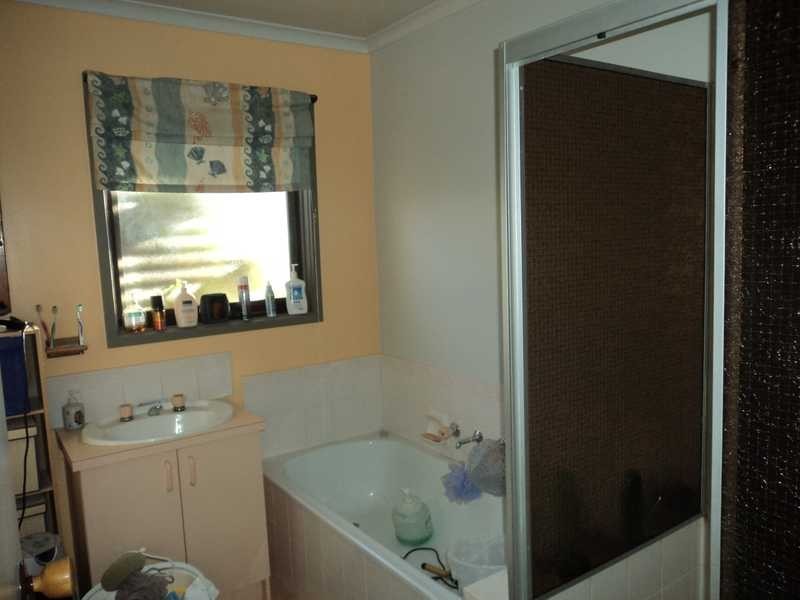 13 Mylson Avenue, Broadford VIC 3658