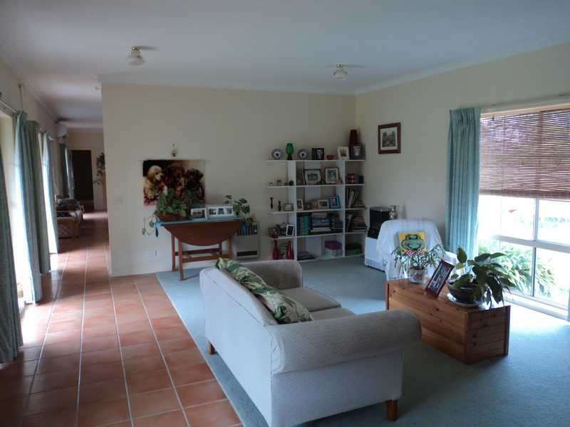 86 Wallis Rd, Broadford VIC 3658