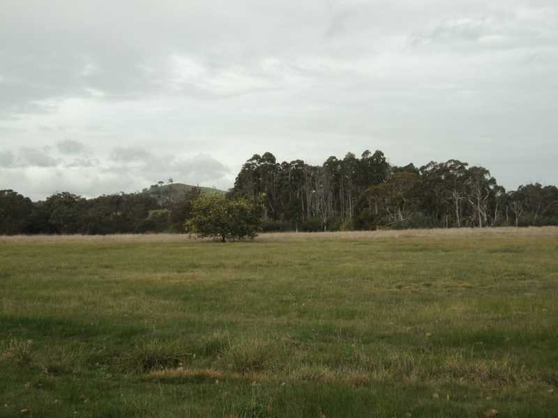 86 Wallis Rd, Broadford VIC 3658