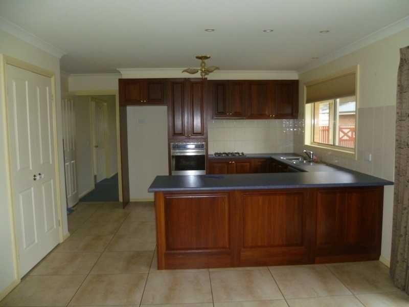 16 Stafford Street, Broadford VIC 3658