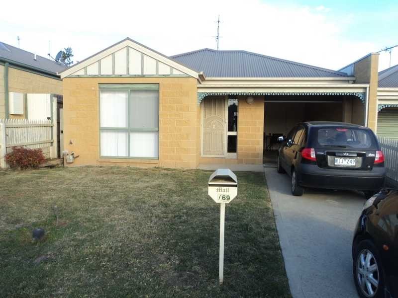 Unit 2/69 Union Street, Kilmore VIC 3764