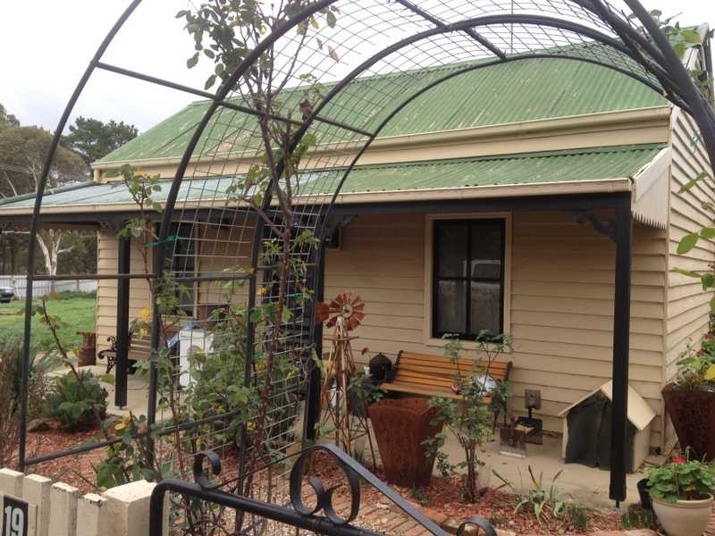 19 Gavan Street, Broadford VIC 3658