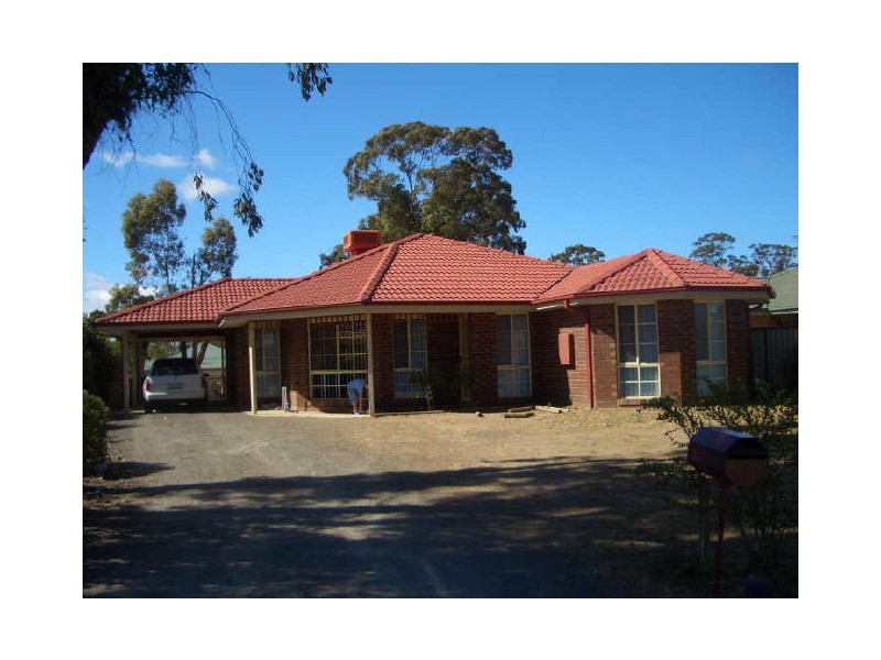 10 Govett Street, Broadford VIC 3658