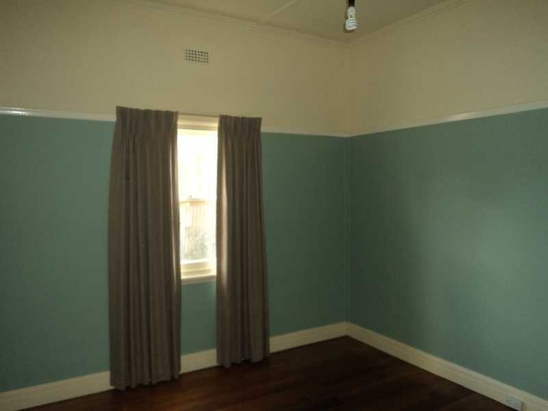 13 Sutherland Street, Broadford VIC 3658