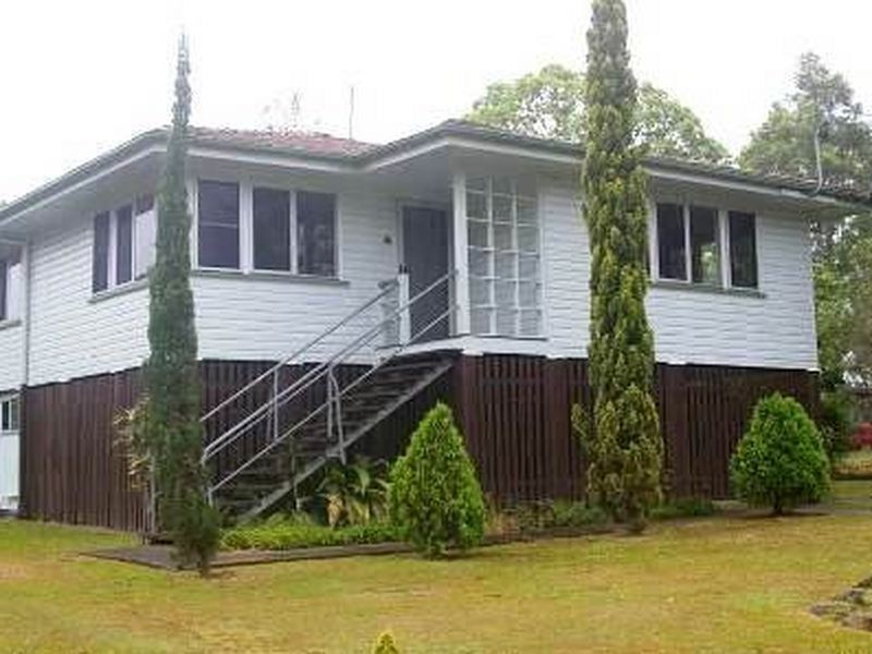 11 Melbourne Street, Brassall QLD 4305