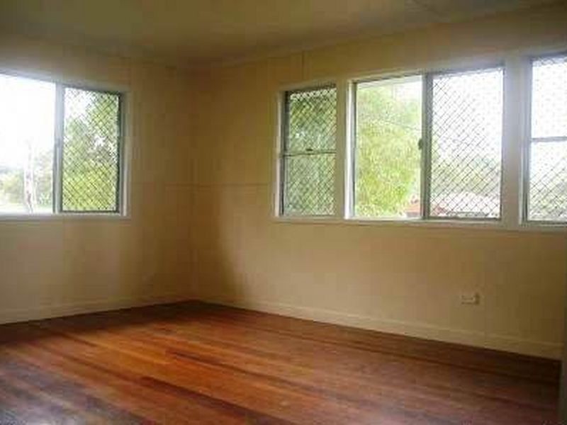 11 Melbourne Street, Brassall QLD 4305