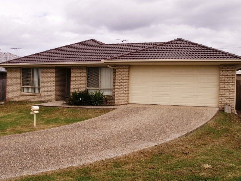 8 Stathis Place, Bundamba QLD 4304