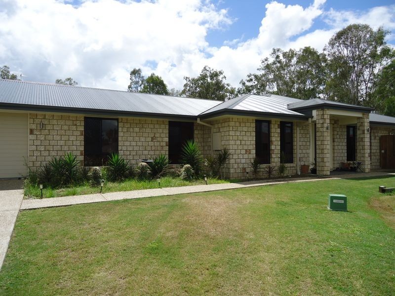 37 Burswood Close, Wulkuraka QLD 4305