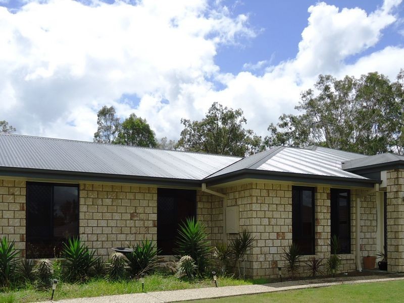 37 Burswood Close, Wulkuraka QLD 4305