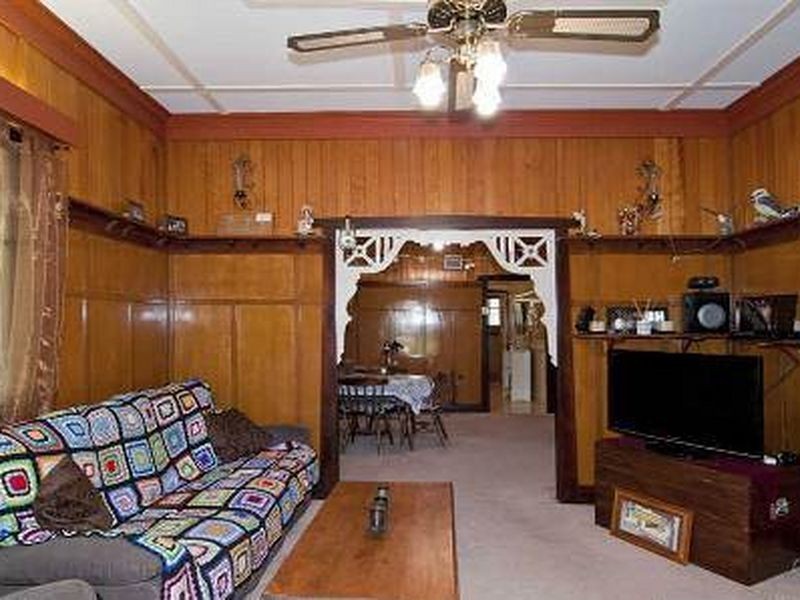 14 Salisbury Road, Ipswich QLD 4305