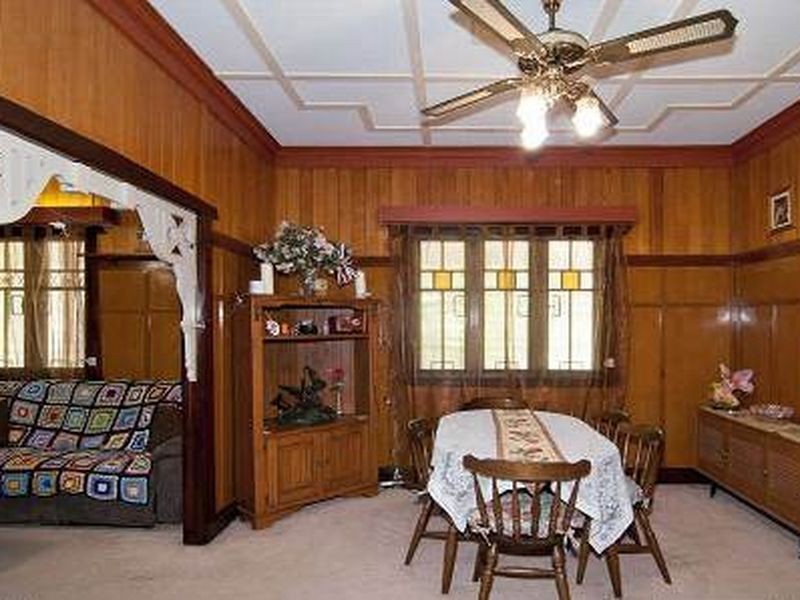 14 Salisbury Road, Ipswich QLD 4305