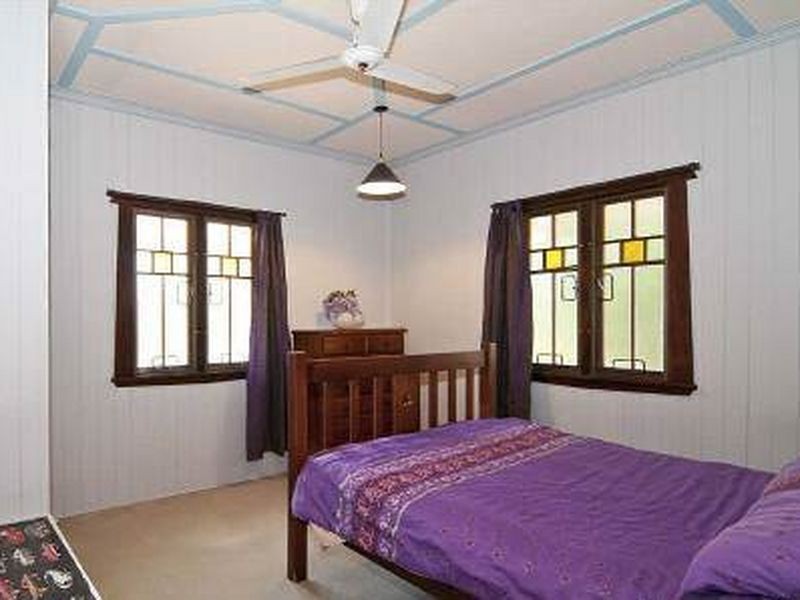 14 Salisbury Road, Ipswich QLD 4305
