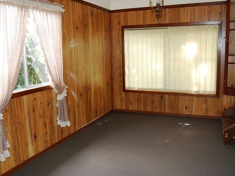 4 Berlin Street, Rosewood QLD 4340