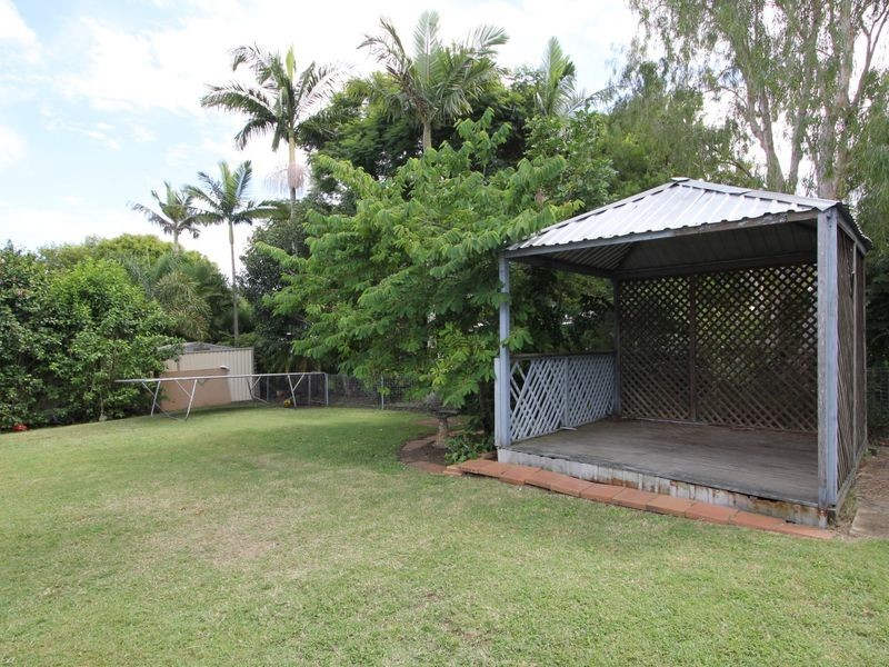 8 Shapcott Street, Eastern Heights QLD 4305