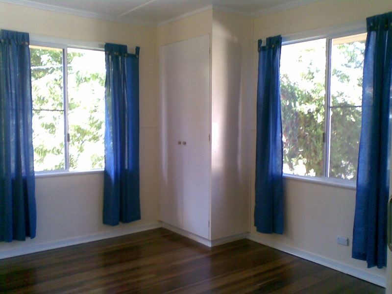 29 Stafford Street, Booval QLD 4304