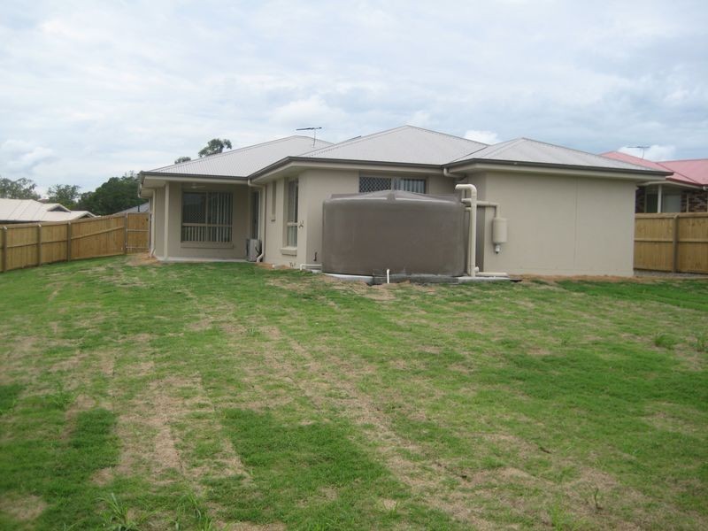 28 Bosswood Court, Yamanto QLD 4305