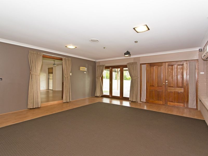 35 Ruby Crescent, Willowbank QLD 4306