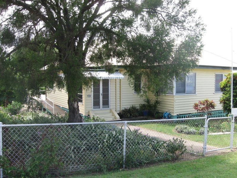 12 Marvin Street, Eastern Heights QLD 4305