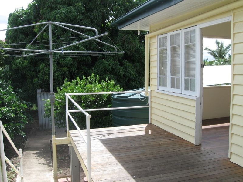 12 Marvin Street, Eastern Heights QLD 4305