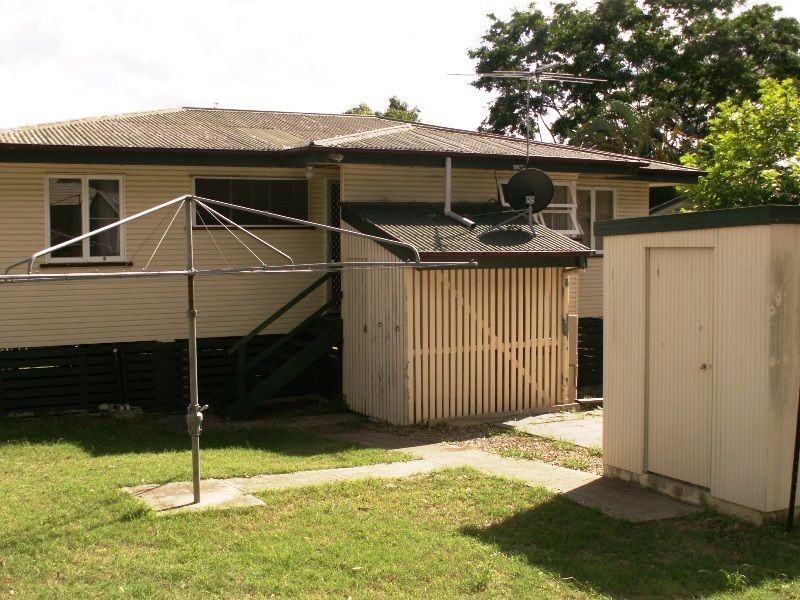 49 Avon Street, Leichhardt QLD 4305