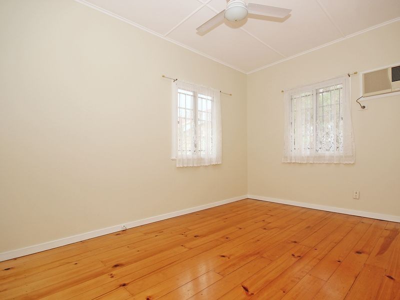 14 Cameron Street, Brassall QLD 4305