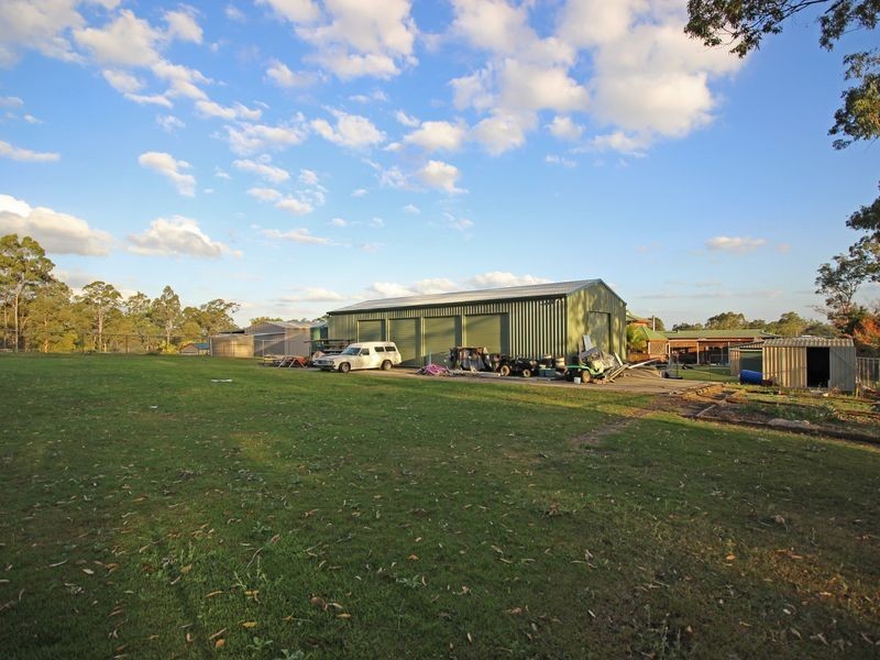 72 Bayley Road, Pine Mountain QLD 4306